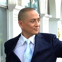 港臺(tái)  湯鎮(zhèn)業(yè)